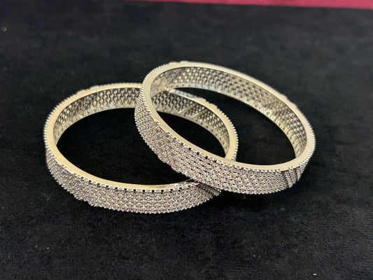 Ladies silver bangles