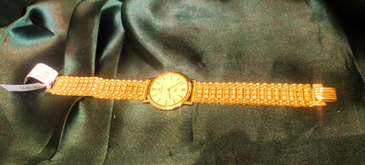 Titan Golden Bracelet Chain Wristwatch